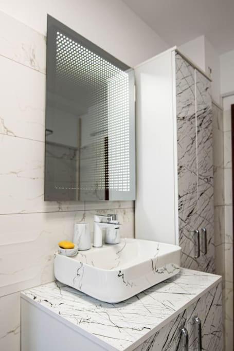Ultra Central Luxury 3Br 2Bath Apt & Amazing Views Bucarest Exterior foto